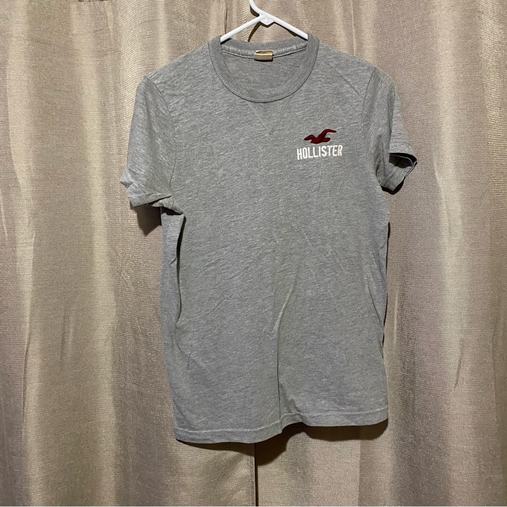 Hollister boys like new Tshirt